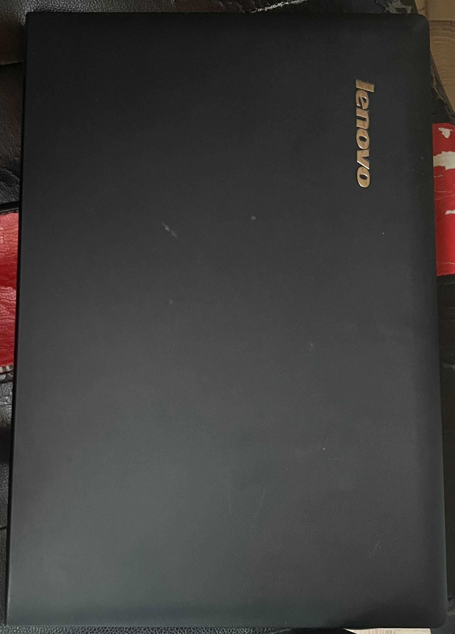 Lenovo G50-30 – sprawny laptop bez dysku SSD/HDD