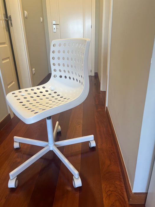 Cadeira giratória IKEA (modelo descontinuado)