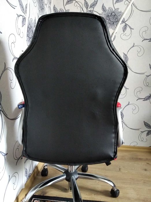 Крісло офісне. Стан відмінний.
