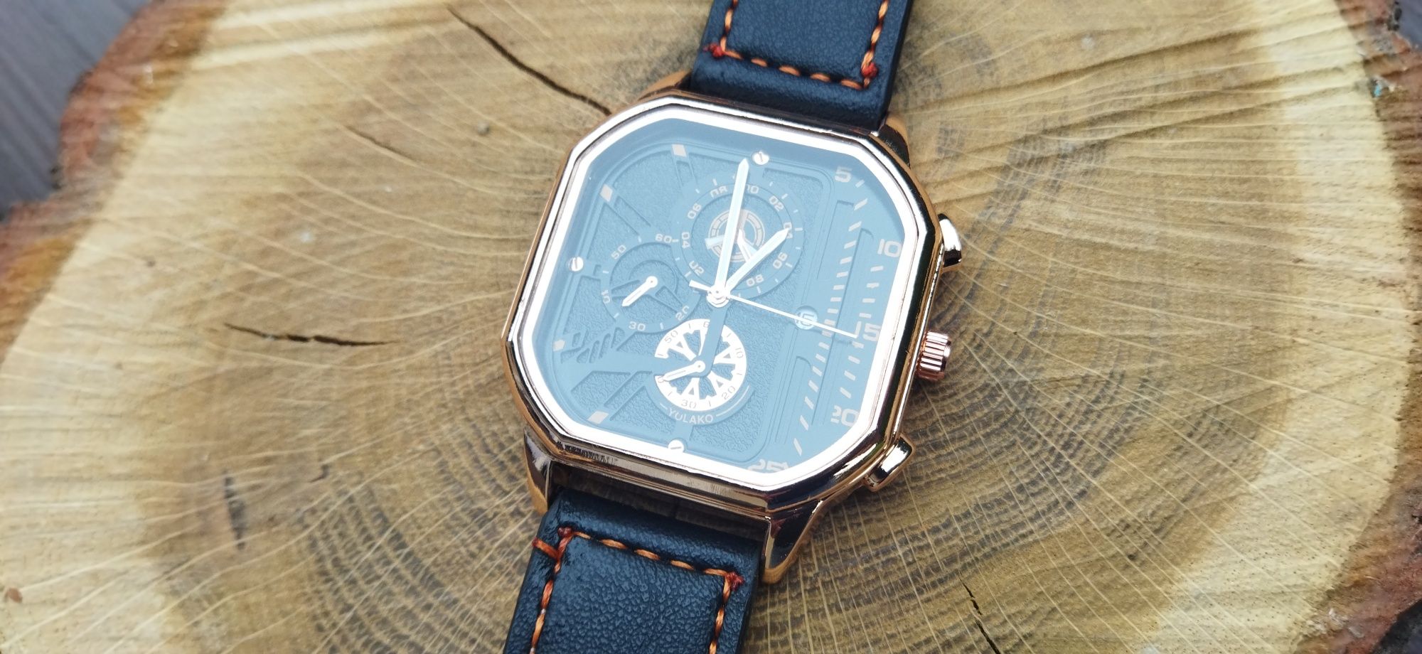 Portfel męski nowy,  GRATIS zegarek z datownikiem