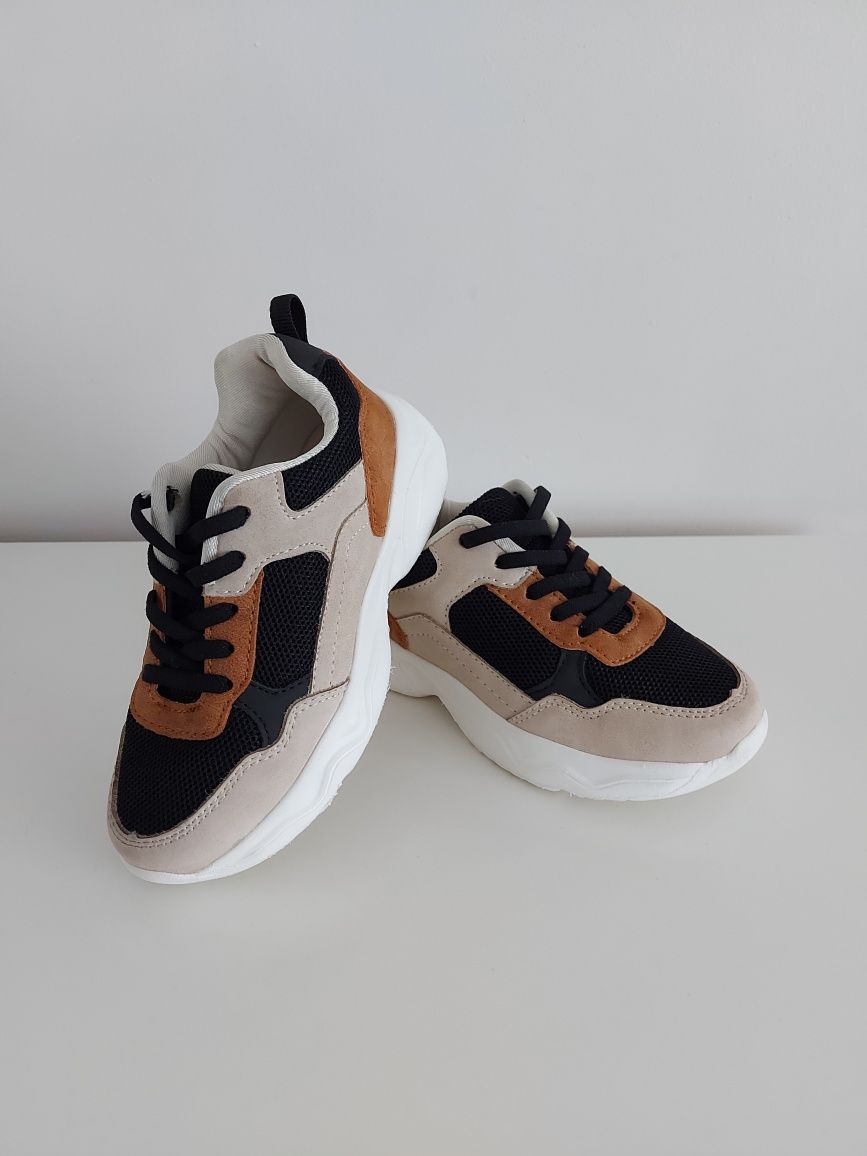 Adidasy obuwie sportowe