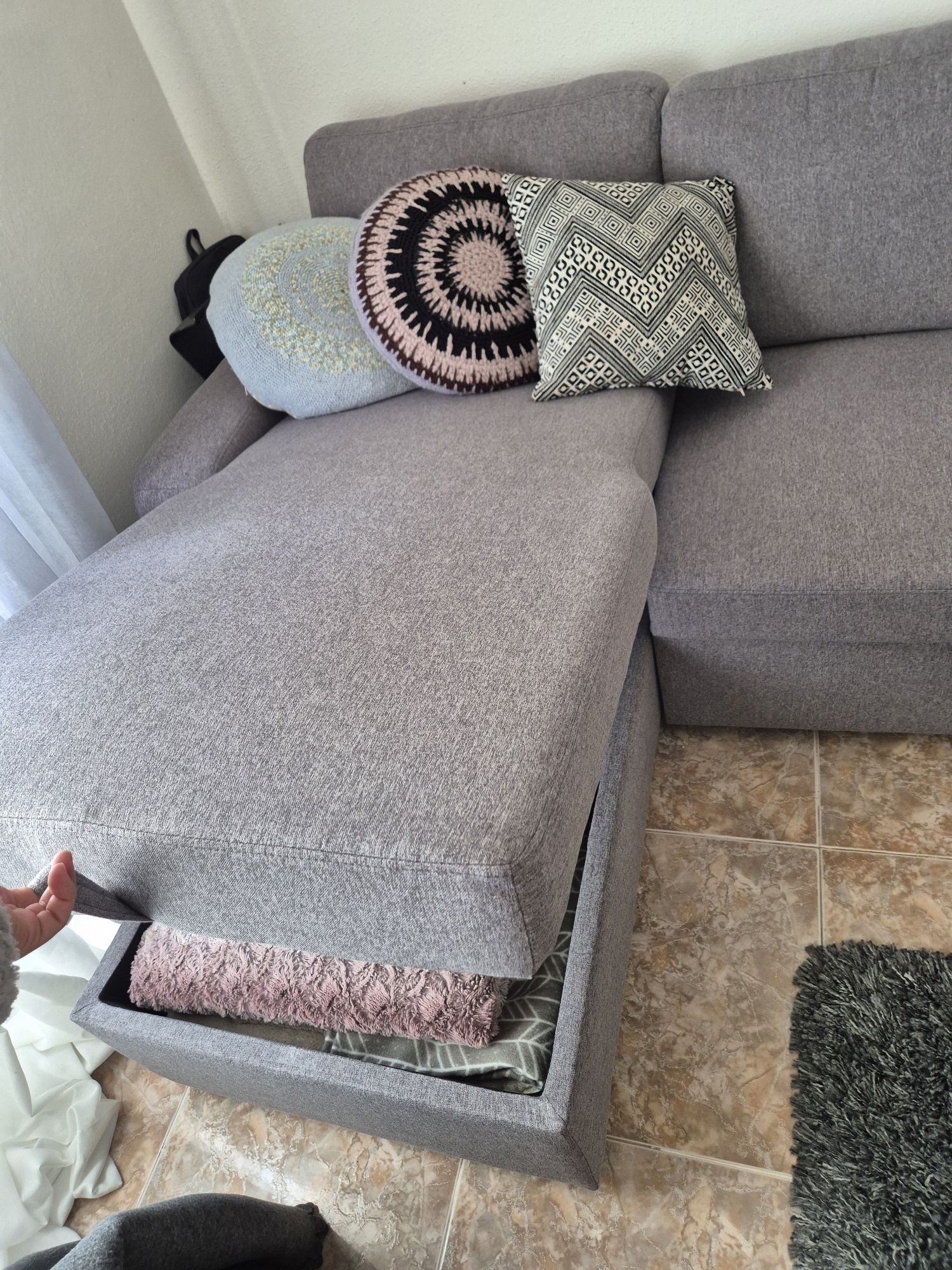 Sofá cama, com chaise long
