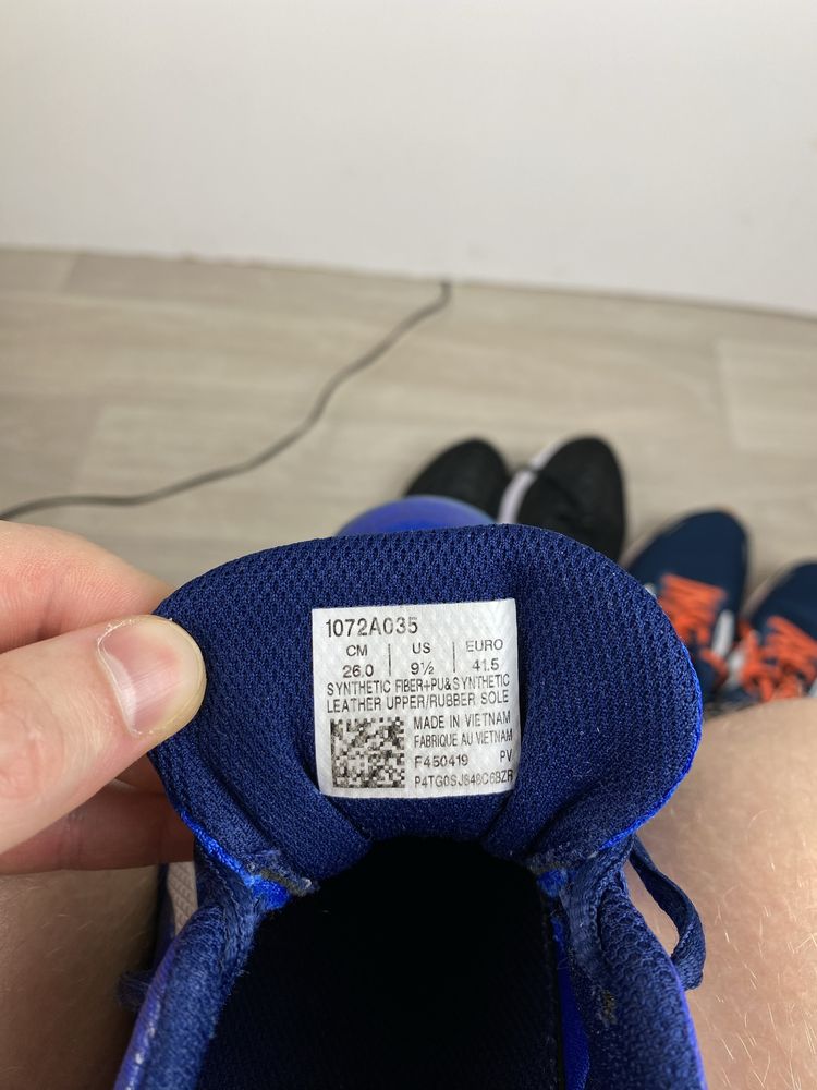 Кроссовки волейбольные Asics Gel Tactic 2