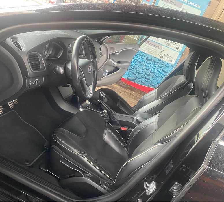 Volvo V40 2.0 R-Design D2 2015/12