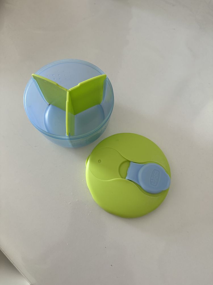 Termo e doseador leite em pó marca Chicco