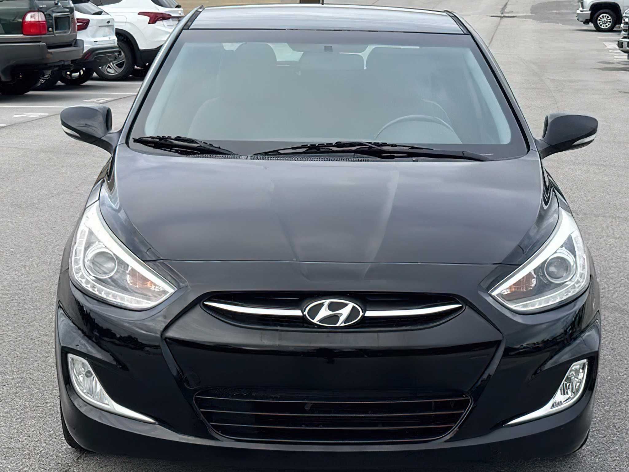 Hyundai Accent 2015
