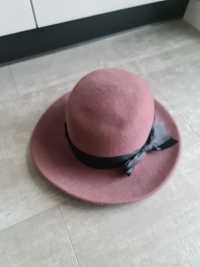 Polski kapelusz damski