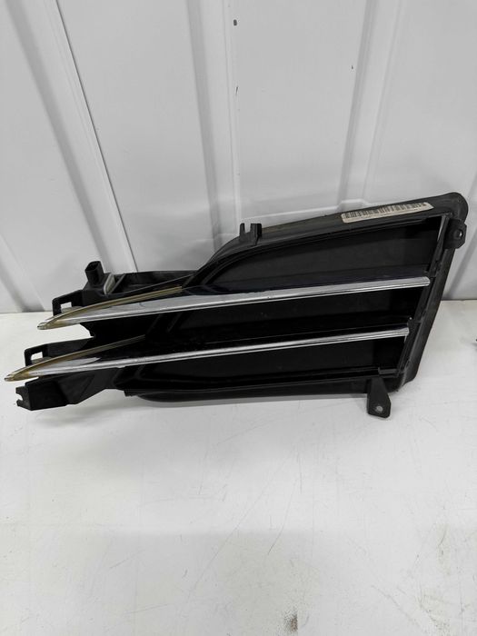 Люверс жалюзі Tesla Model S 2016- з моторчиком Тесла еска рест дорест