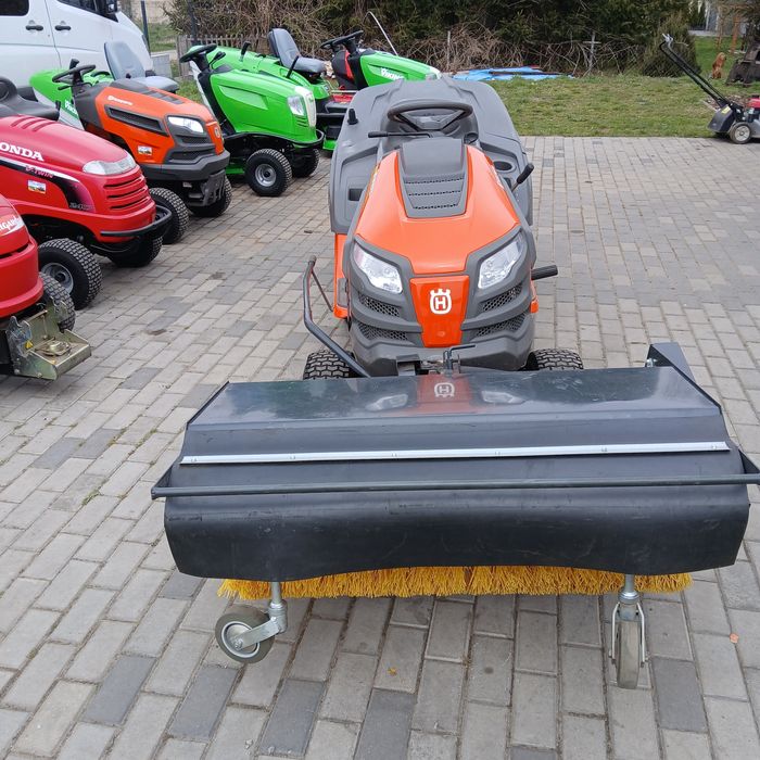 Traktorek kosiarka Husqvarna TC CTH LT  Zamiatarka