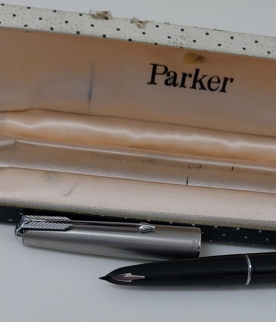 Caneta tinteiro antiga Parker 61