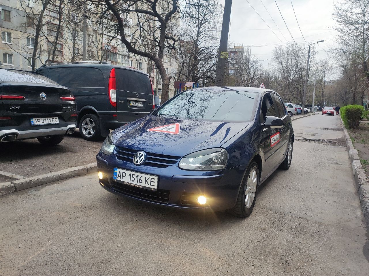 Автоинструктор Запорожье, уроки по вождению / Автоінструктор Запоріжжя