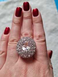 Подарок массивное кольцо цирконы бриллиантовой огранки, серебро 925
