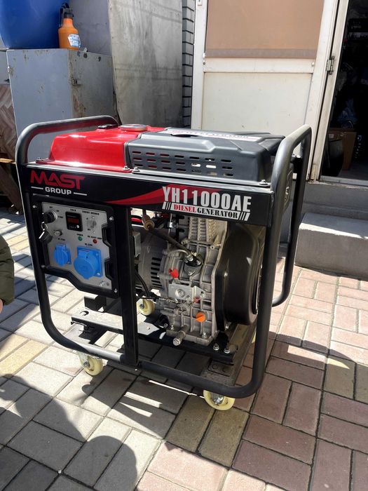 Дизельный генератор 8 кВт однофазный YH11000AE MAST GROUP