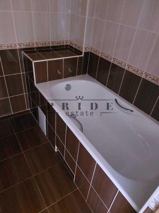 Простора 2 кімнатна квартира 63.5 кв.м  Троещина! Лисківська