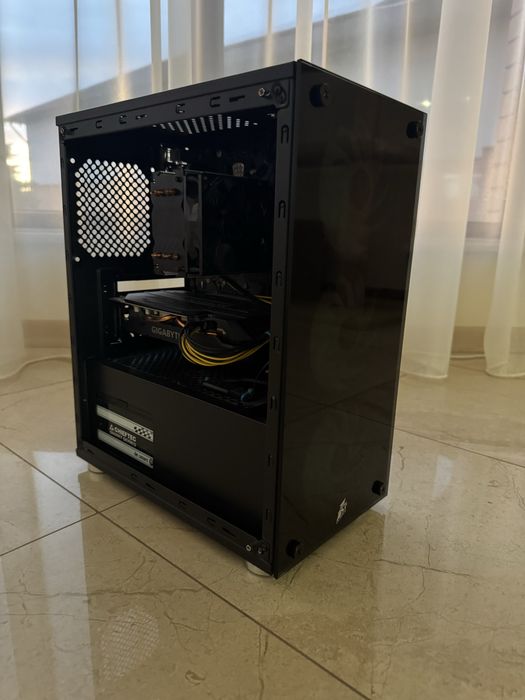 Компʼютер на базі RTX2060, Ryzen 5 3600, 16GB, 1TB.