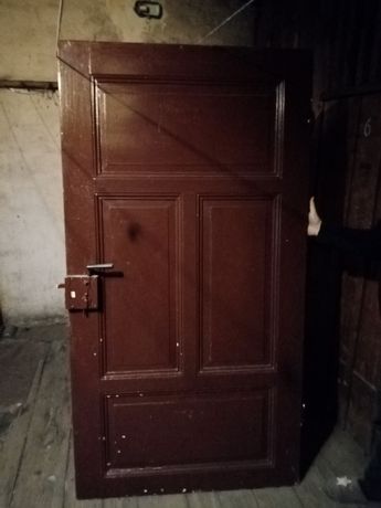 Stare ładne drzwi