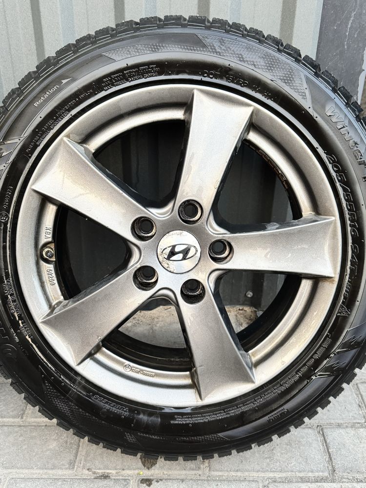 Диски Dezent R16 5x114,3 ET50 6 1/2J x 16 H2 ЦО 67.1 мм Hyundai Kia