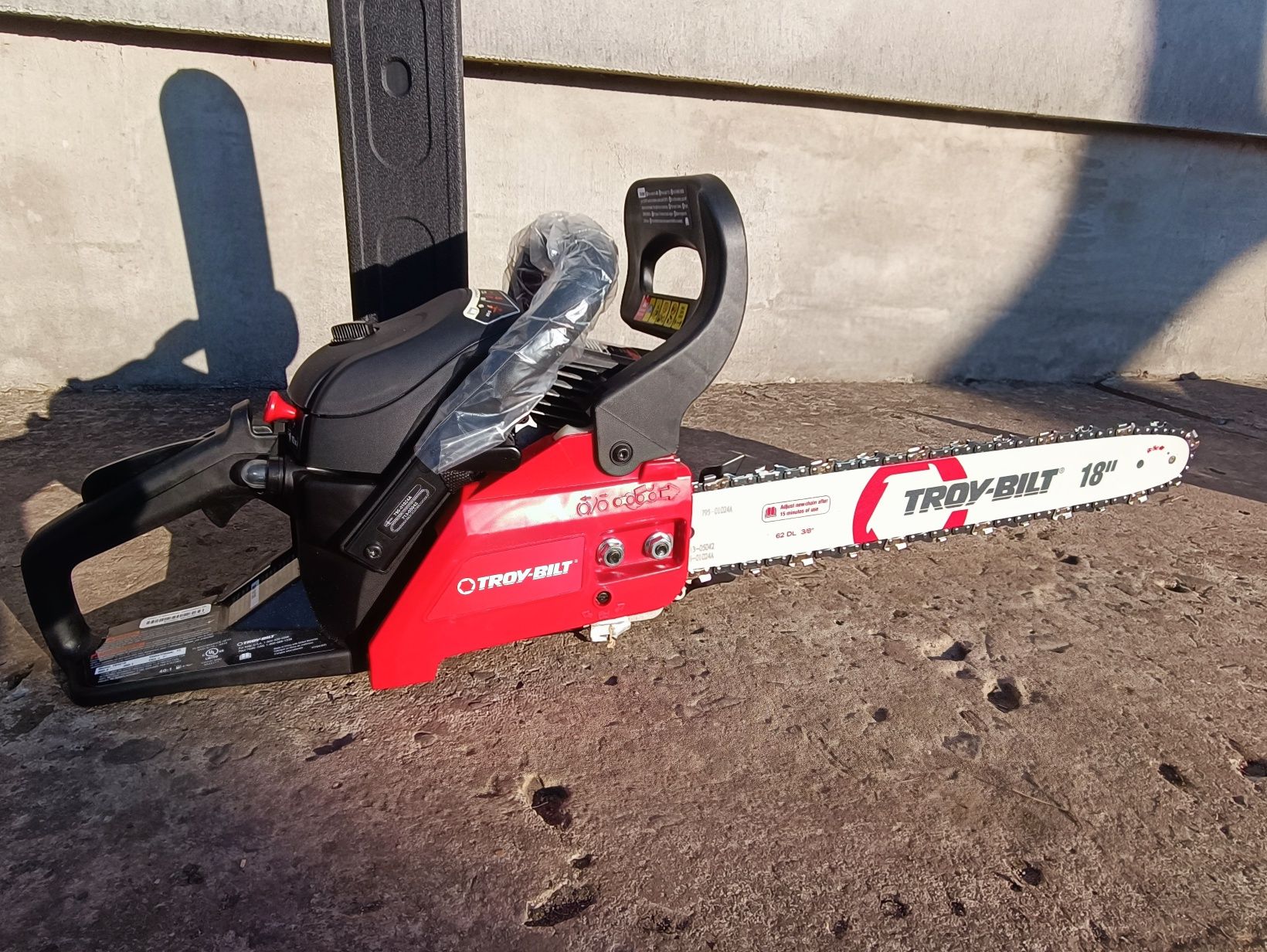 Бензинова пилка Troy-bilt TB4218 з США