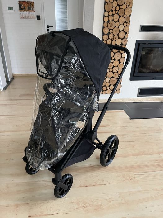 Cybex Priam 4 w1  Deep Black j.NOWY + fotelik cybex Cloud baza isofix