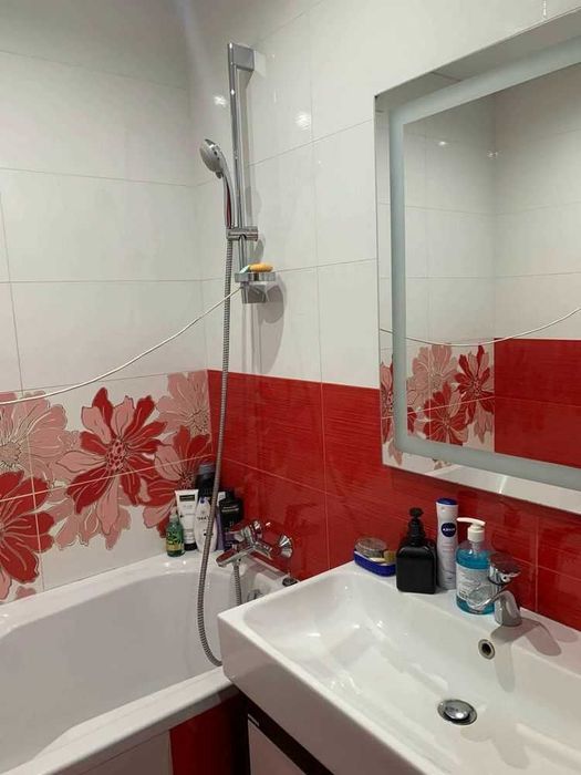 Сдам 2к квартиру на проспекте Алексанндра Поля 59