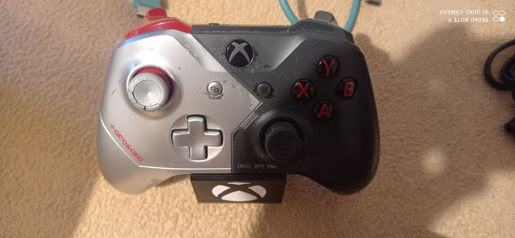 Konsola Xbox one x Cyberpunk 2077 edition