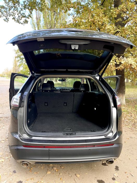 Авто Ford edge titanium