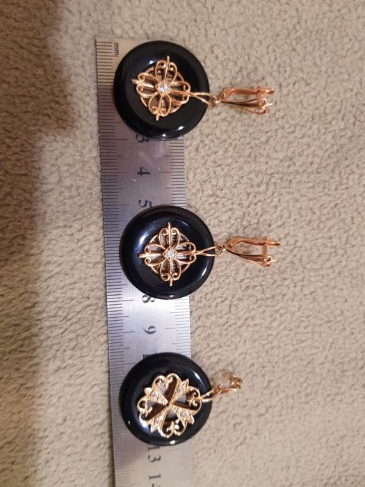 Золотые серги 585