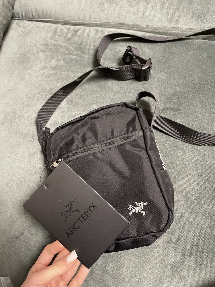 Сумка arcteryx через плечо