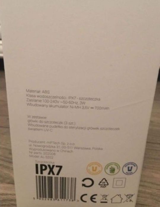 Nowa szczoteczka soniczna z funkcją sterylizacji UV-C