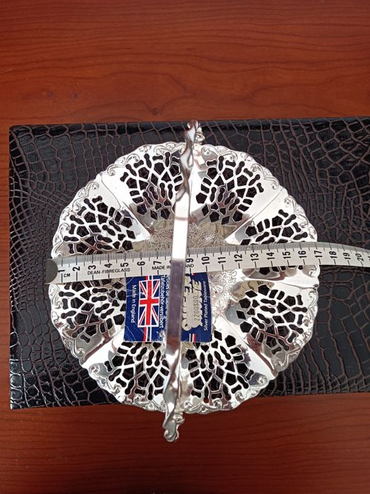 Cesto banhado a prata