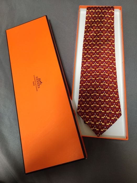 Краватка Hermes з коробкою (вінтаж)  Франція.Нова.