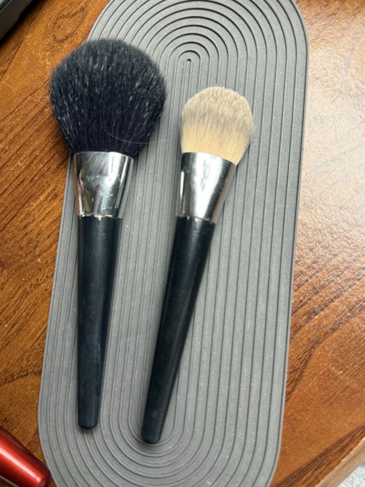 Кисти для макіяжу Dior