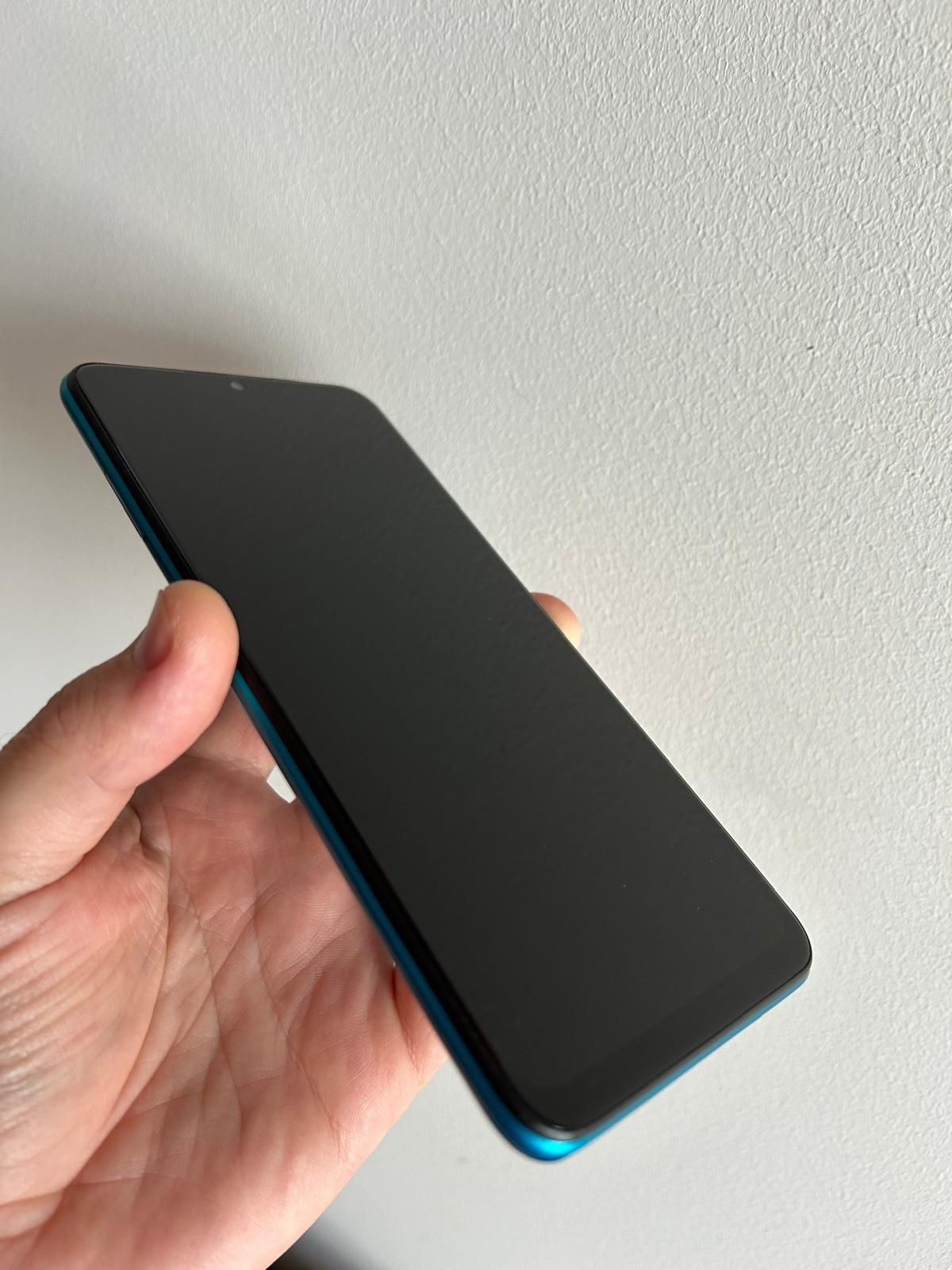 Smartfon Xiaomi Redmi 9 jak nowy