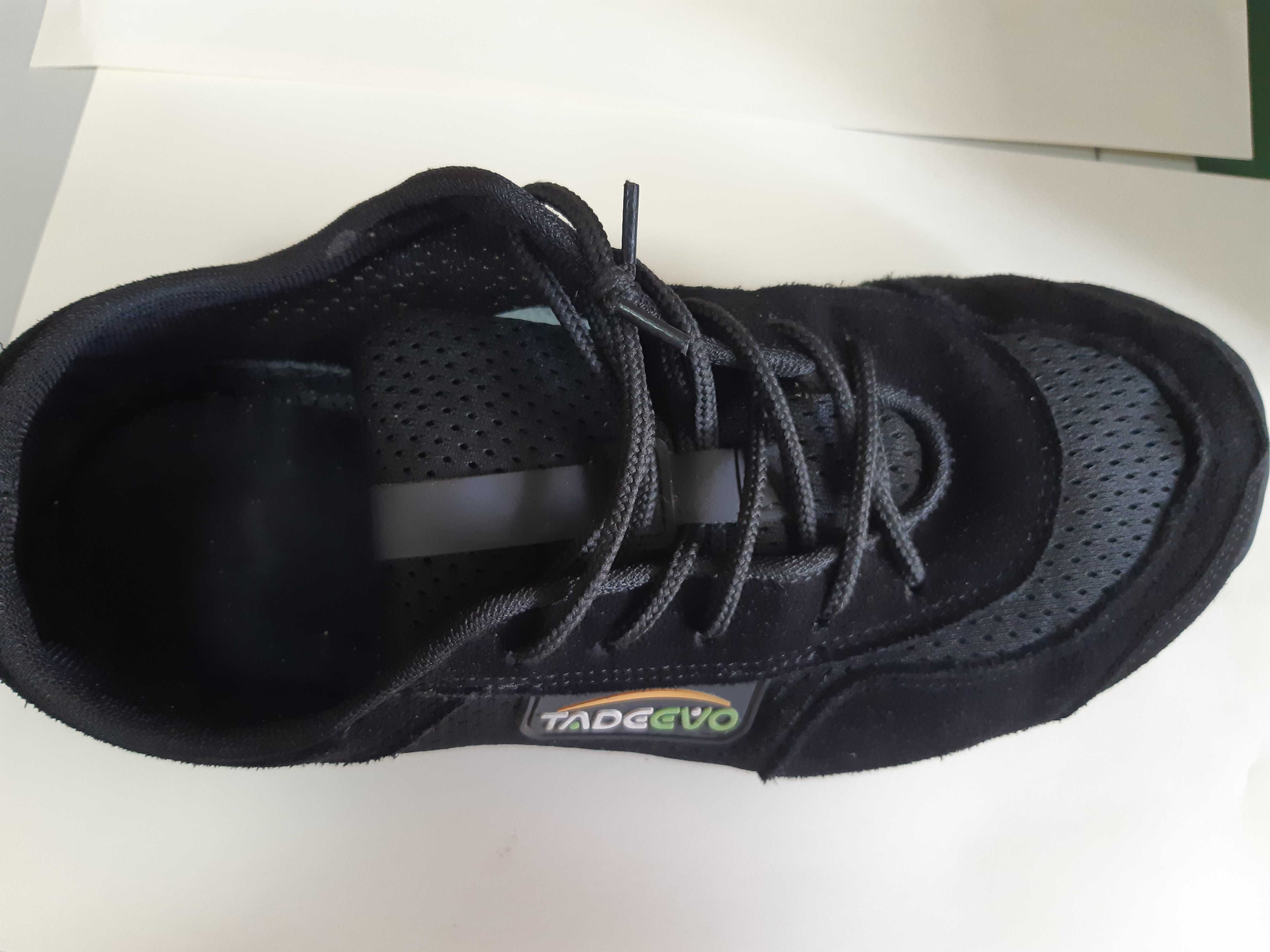 buty minimalistyczne Tadeevo czarne