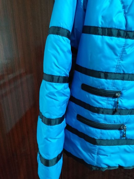 Куртка женская с капюшоном