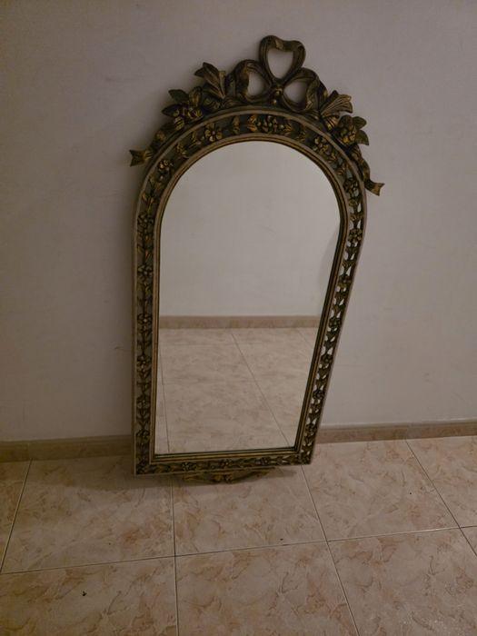 Vendo vários móveis antigos