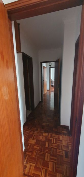 Apartamento  T2  100m2 ARRENDAR