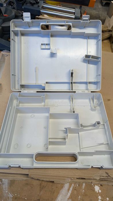 Caixa para  ferramenta/maquinas aparafusadora berbequim BOSCH