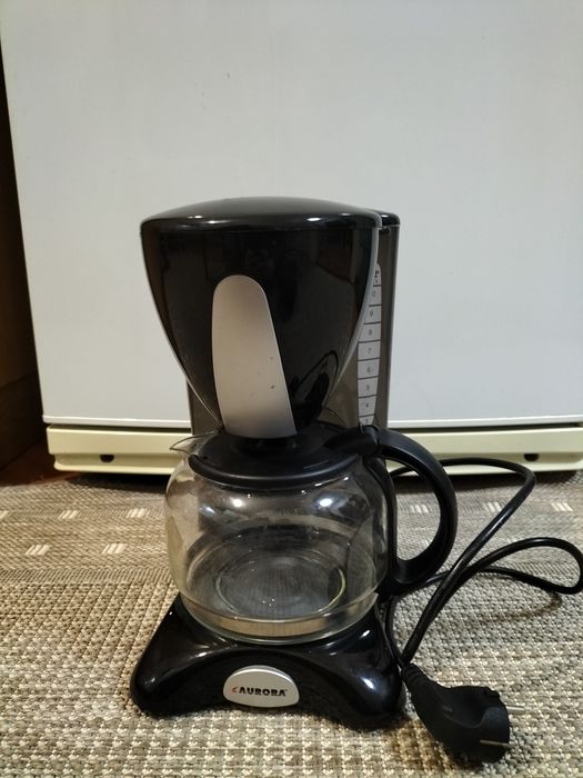 Продаю каву крапельну машину AURORA.