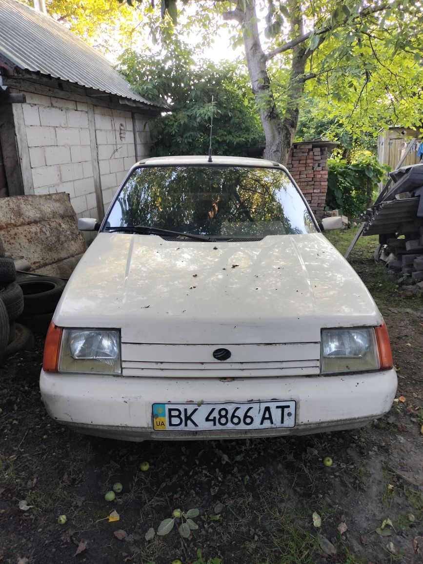 Автомобіль Славута 2003 рік