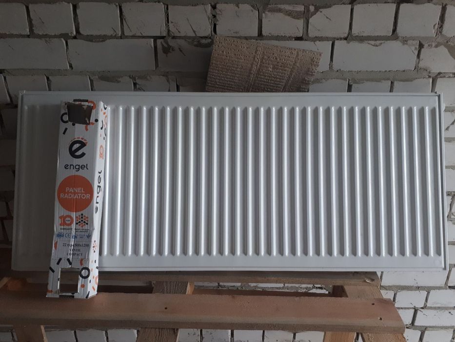 Продам батарею  Engel