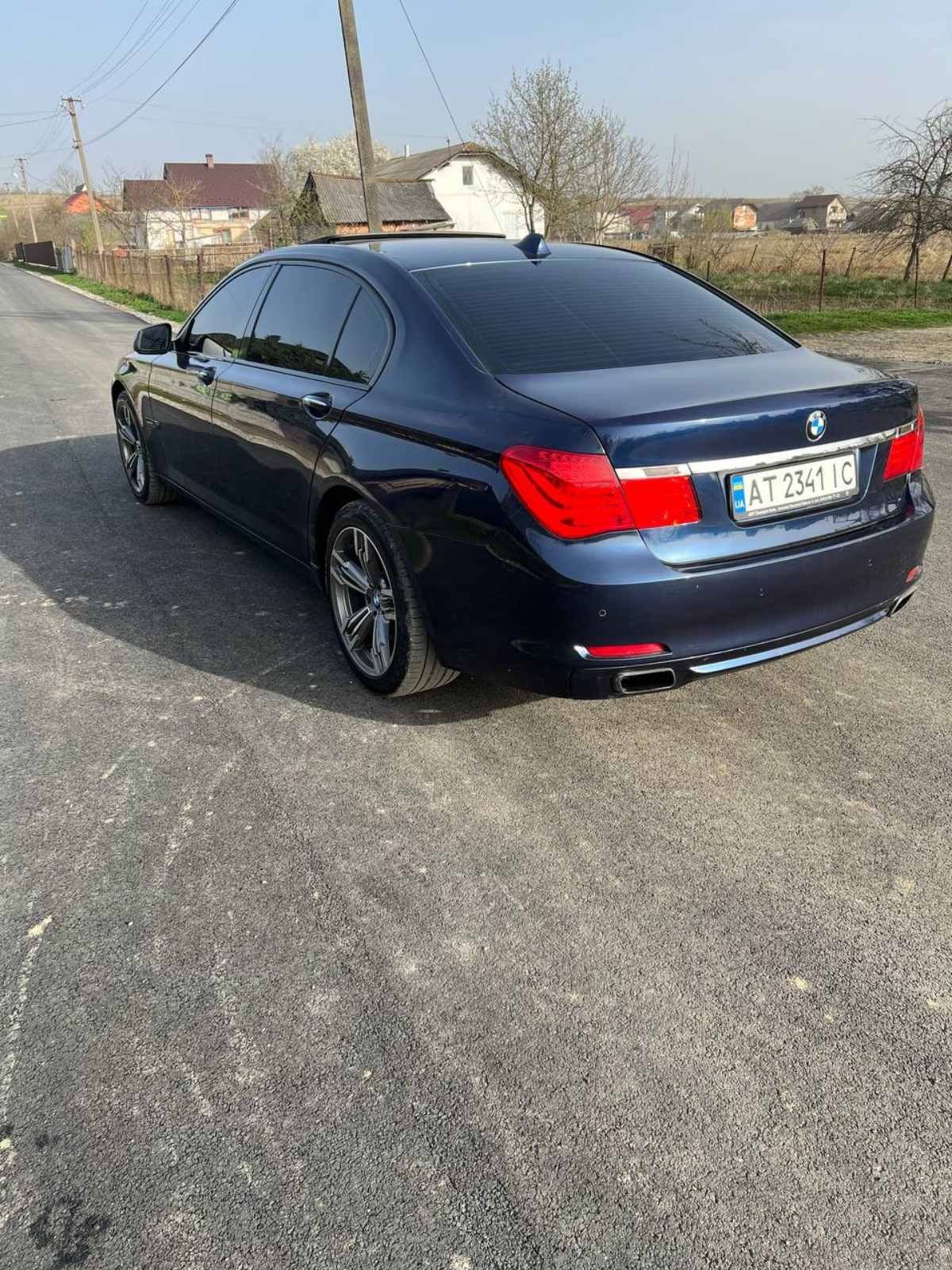 Продам BMW 740 LI