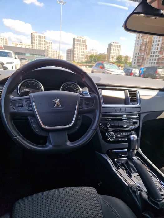 Автомобіль - продаж власного авто.