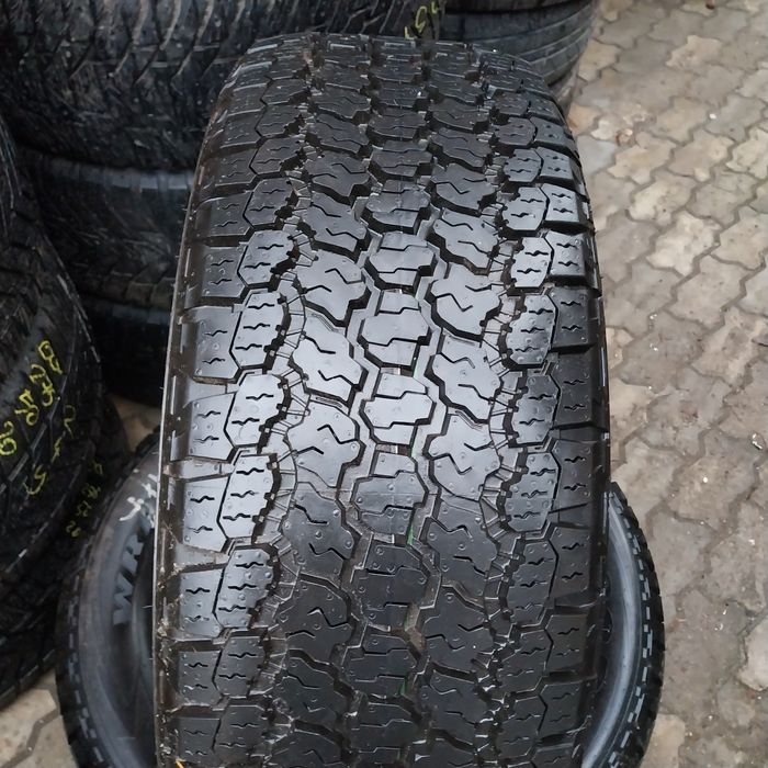 Opony Całoroczne Goodyear  255/60R20 113H