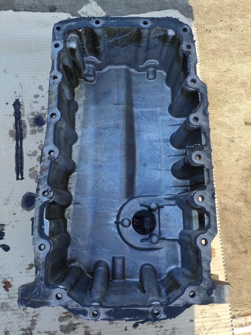 silnik 2.0d 140km golf5 na części model bmm