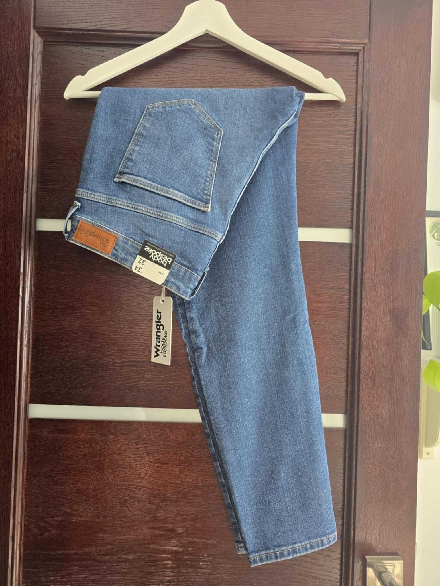 Nowe rurki Wrangler Skinny Body Bespoke niebieskie jeansowe W34 L32