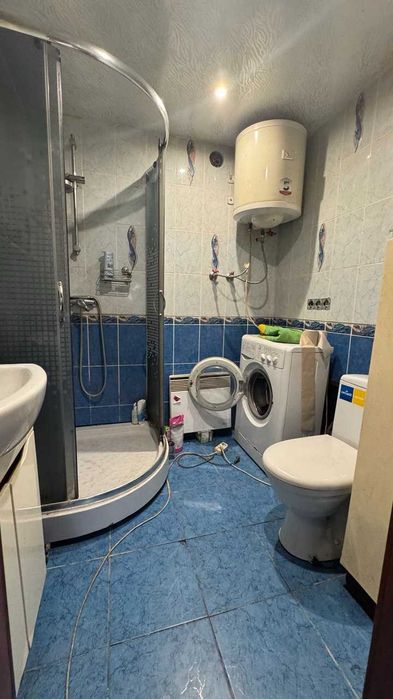 Окремий будинок на 5 сотках . Терміново.