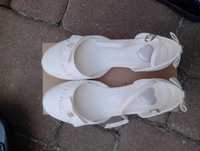 buty dziewczęce białe