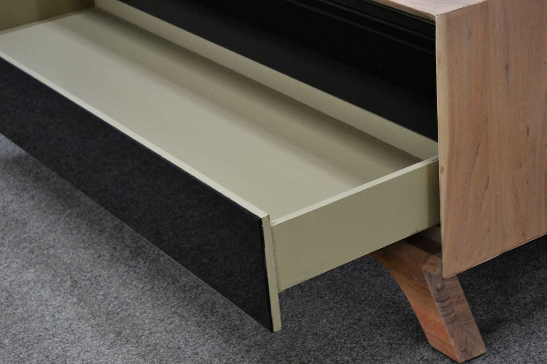 SZAFKA RTV TROMSO #005 akacja lakierowana + szkło 180x45x50 cm