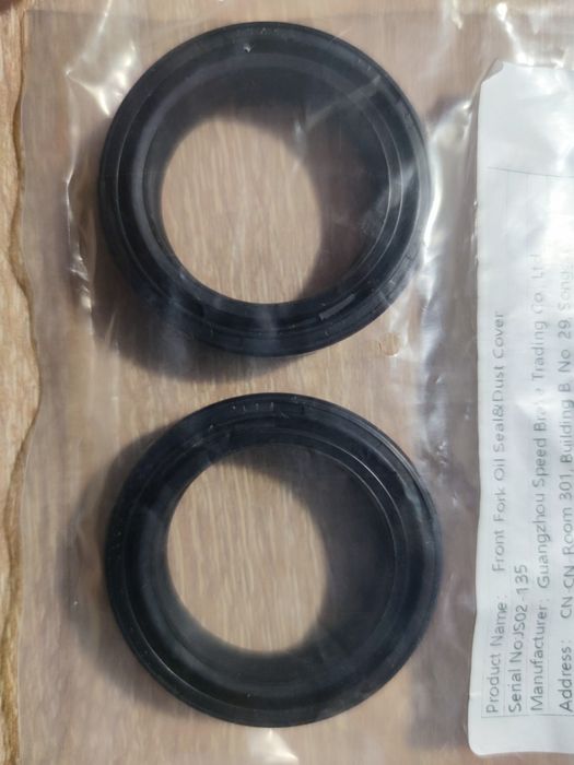 Сальник, пильник для передньої вилки  мотоцикла розмір SJ 33x46x11